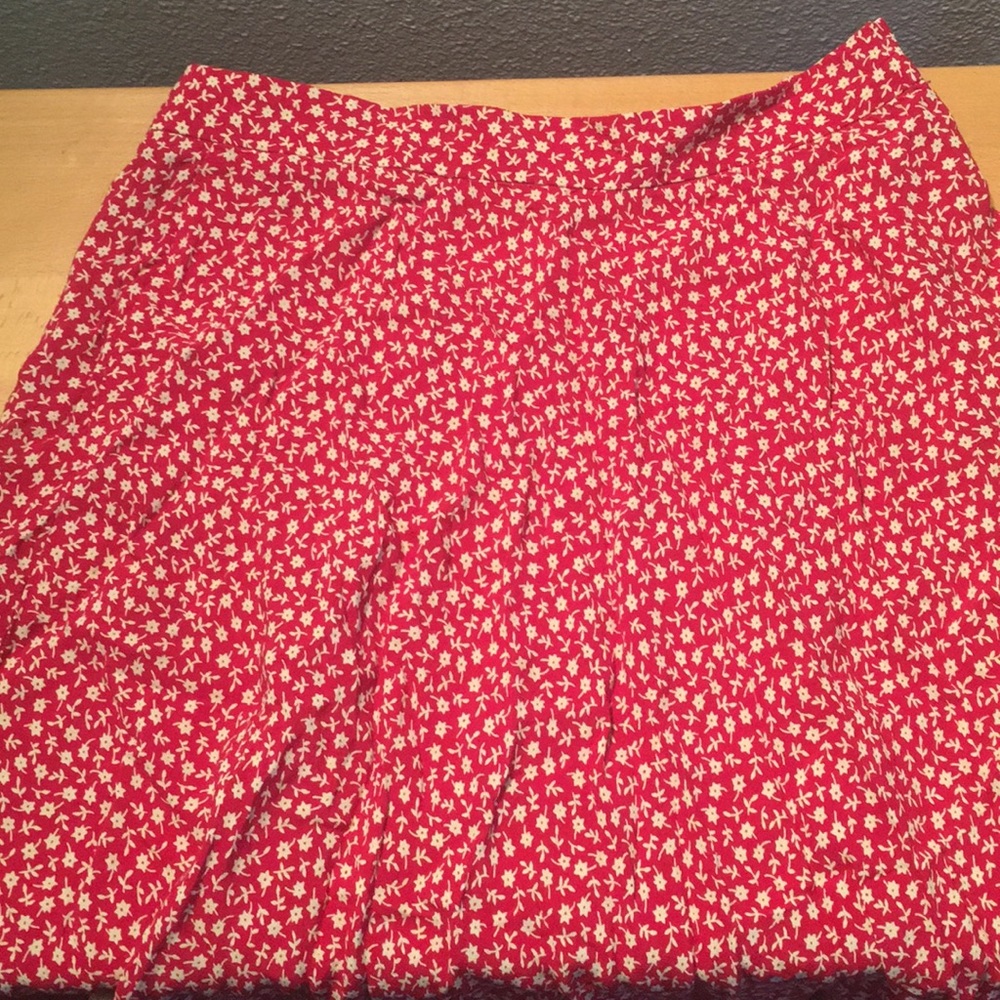 Red knee skirt